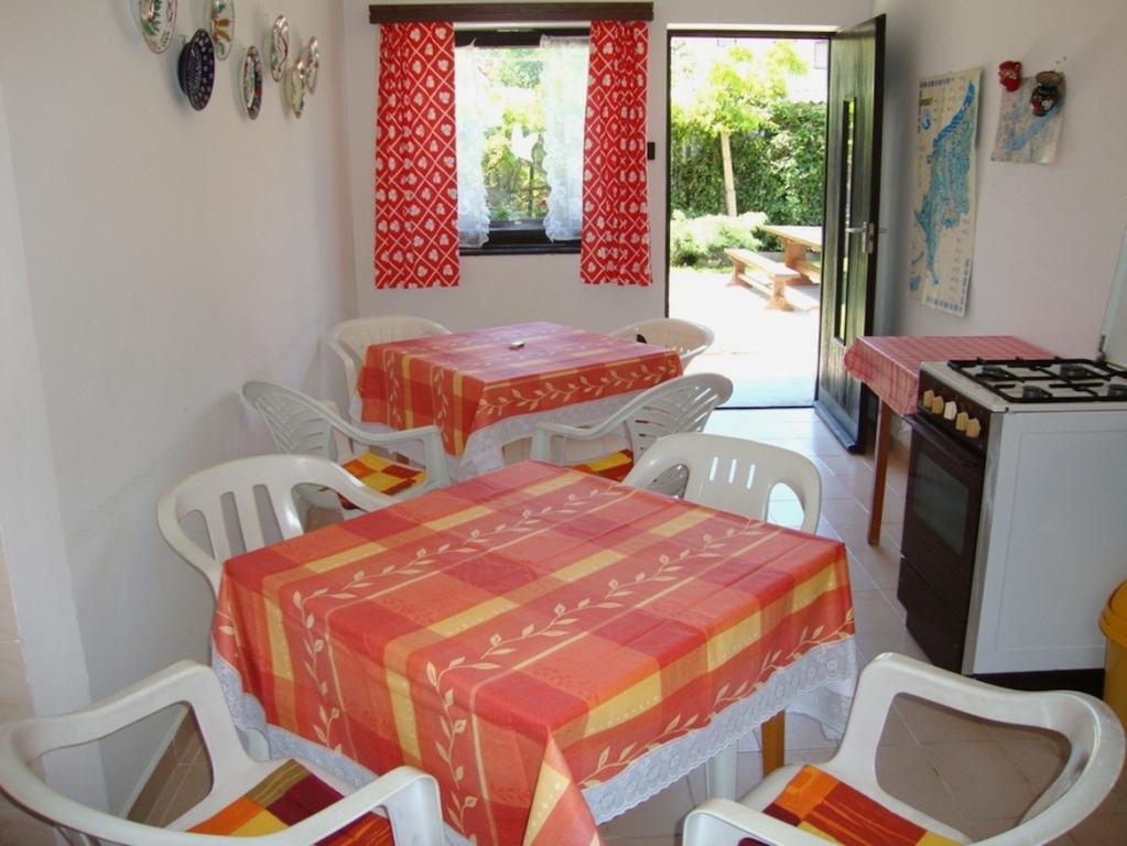 Gyongyvirag Vendeghaz Apartment Balatonboglar Room photo