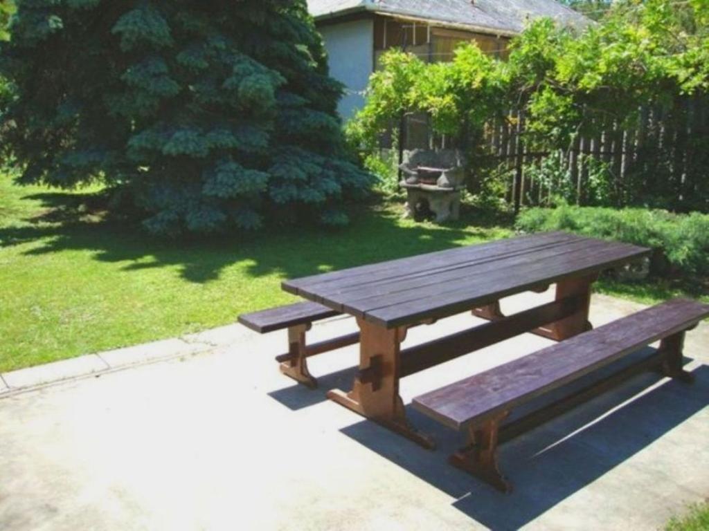 Gyongyvirag Vendeghaz Apartment Balatonboglar Room photo